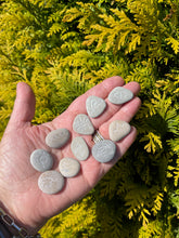 Load image into Gallery viewer, BREATHE Affirmation Pebbles for simple Meditation and Breathing practice to calm stress and anxiety