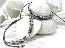 Load image into Gallery viewer, Tibetan Agate - Original Colours