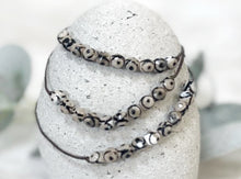 Load image into Gallery viewer, Tibetan Agate - Original Colours