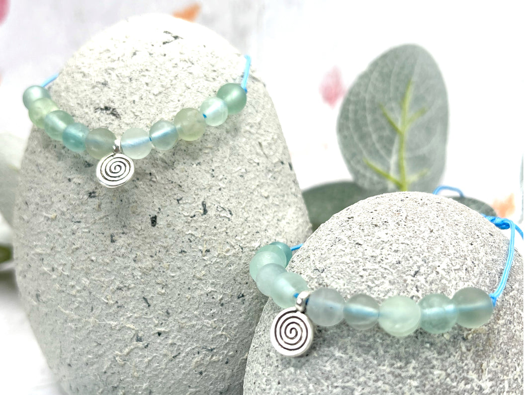 Watery Blue Green Fluorite Mental Wellbeing and Anxiety Calming Breathe Bracelet, inspired by beautfiul beachy days and ocean calming waters