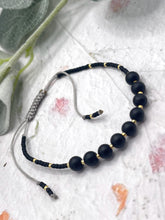 Load image into Gallery viewer, Black Agate 10 Breaths Mindfulness Bracelet Unisex Gift Letterbox present
