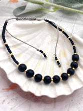 Load image into Gallery viewer, Black Agate 10 Breaths Mindfulness Bracelet Unisex Gift Letterbox present
